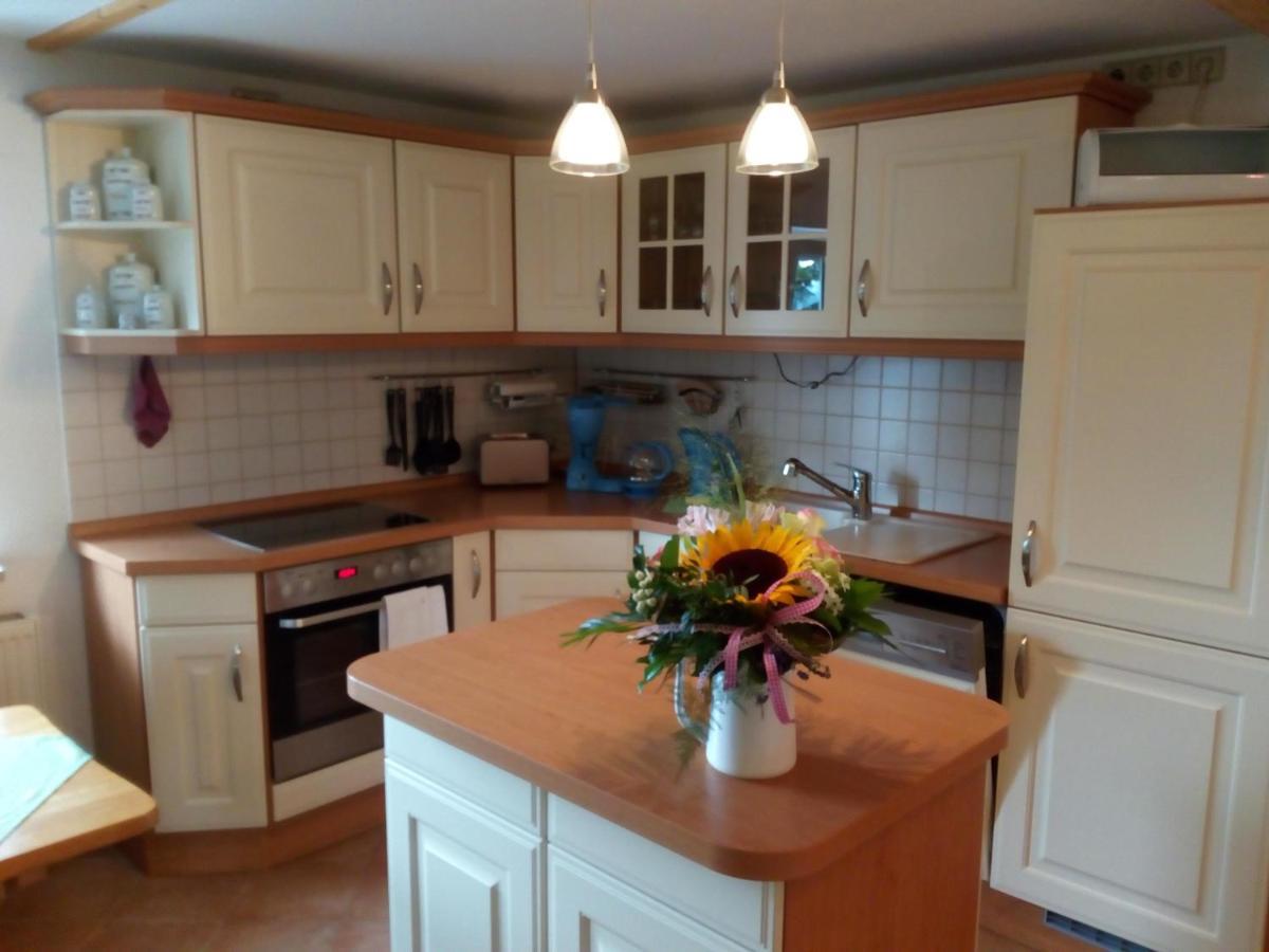Ferienwohnung Koernerberg Клингентал Екстериор снимка